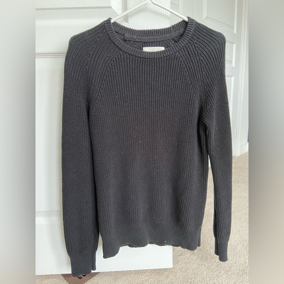 American Eagle Black Sweater - Picture 1 of 1